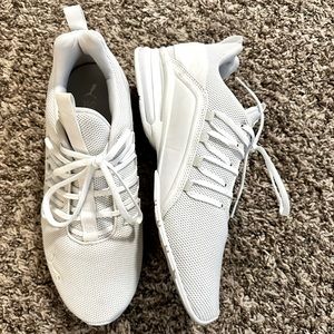 Men’s Puma Gym Shoes size 11